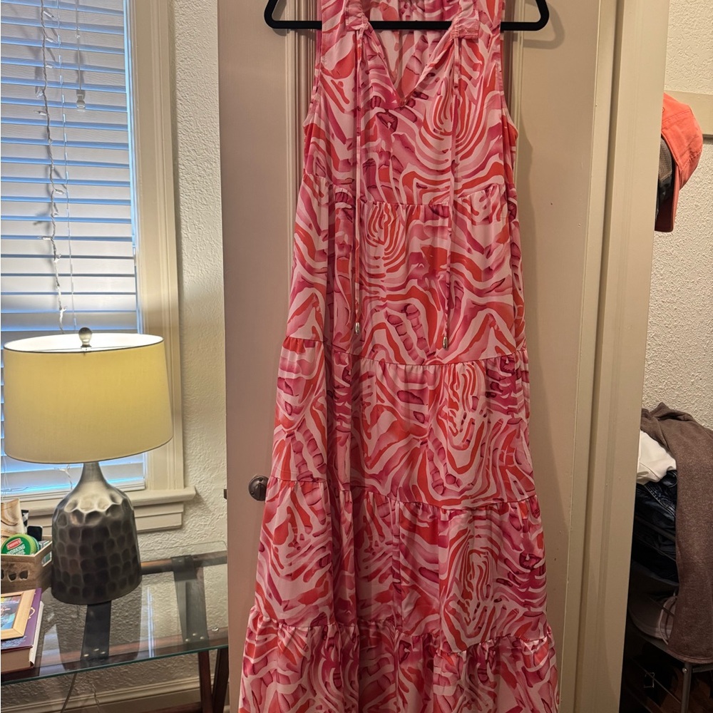 Entro Vibrant Pink and White Patterned Maxi Dress